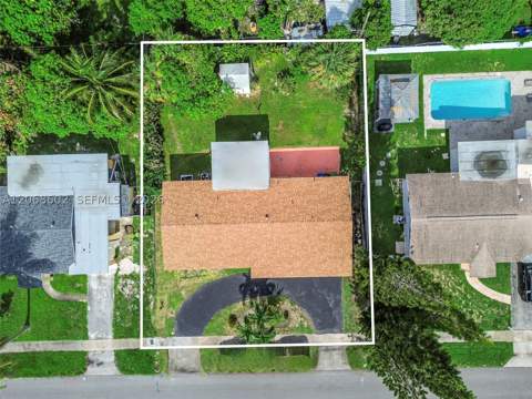 621 SW 30th Ave, Fort Lauderdale FL - photo 7 of 39