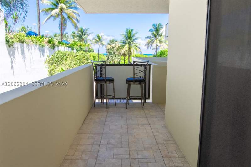 2 bedroom Condominium at 1623 Collins Ave 215, The Georgian Condo, Miami Beach — photo 4