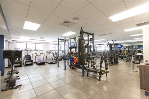 1000 W Island Blvd 1710, Aventura FL - photo 13 of 86