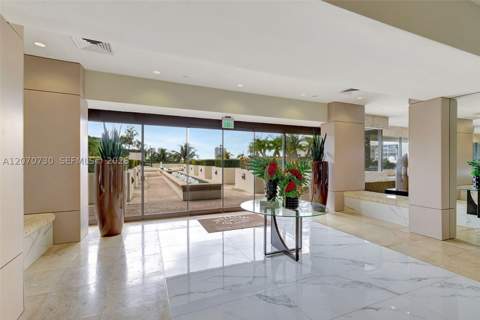 1000 W Island Blvd 1710, Aventura FL - photo 8 of 86