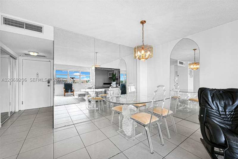 1 bedroom Condominium at 2100 Sans Souci Blvd A509, Bayview Towers Condo Sout, North Miami — photo 4