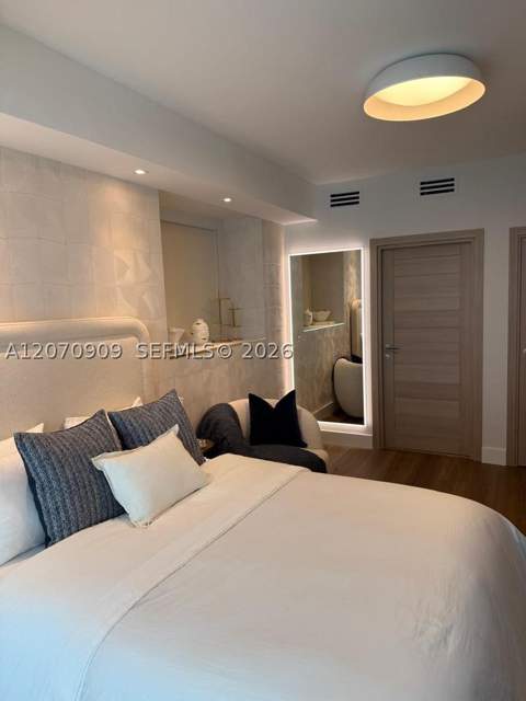 888 Biscayne Blvd 1509, Miami FL - photo 17 of 47