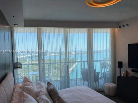 888 Biscayne Blvd 1509, Miami FL - photo 23 of 47