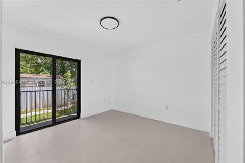 1889 NW 47th Ter, Miami FL - photo 22 of 28