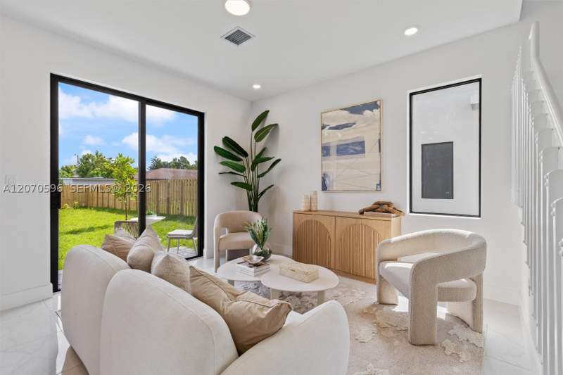3 bedroom Townhouse at 13323 SW 265th Terr, Limonar Estates, Homestead — photo 2