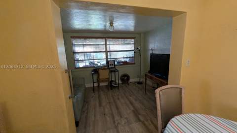 1655 SW 20th St, Miami FL - photo 8 of 32