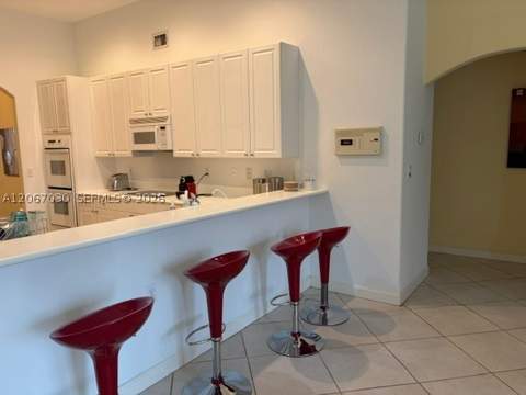 11351 NW 64th Ter, Doral FL - photo 22 of 29