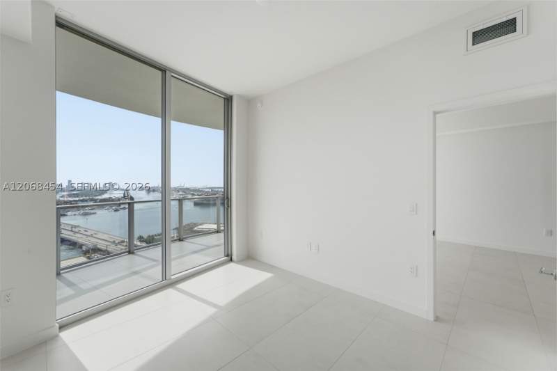 1 bedroom Condominium at 1400 Biscayne Blvd. 3004, Casa Bella Residences, Miami — photo 3
