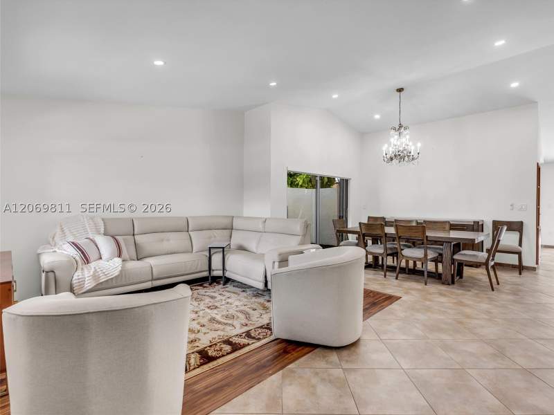 3 bedroom SingleFamilyResidence at 7457 SW 112th Pl, Sunset Woods, Miami — photo 4