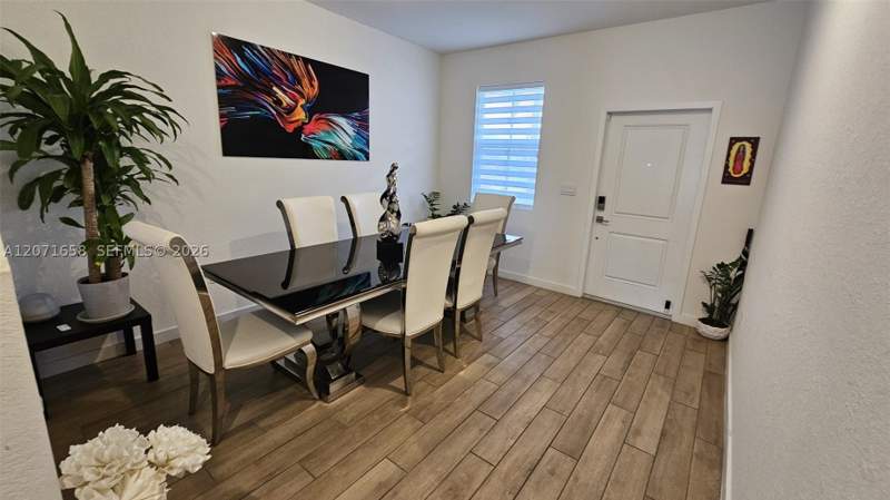 4 bedroom SingleFamilyResidence at 1677 SE 8th Ave, Cedar At Keys Gate, Homestead — photo 4
