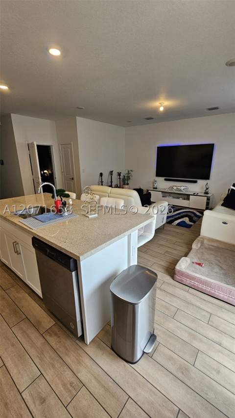 1677 SE 8th Ave, Homestead FL - photo 7 of 34