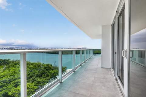 100 Bayview Dr 1626, Sunny Isles Beach FL - photo 21 of 40