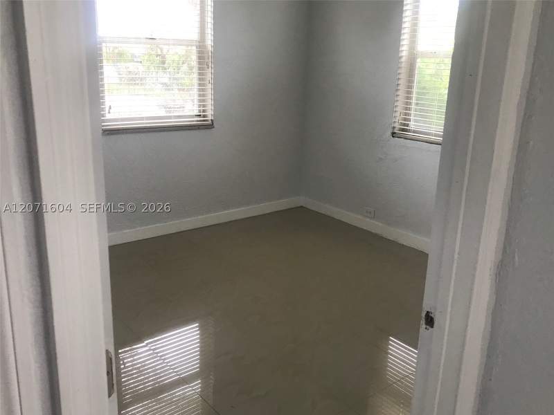 2 bedroom SingleFamilyResidence at 21625 SW 109th Ave, Victory Gardens, Miami — photo 5