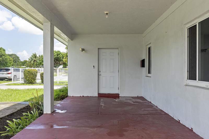 4 bedroom SingleFamilyResidence at 16025 NW 20th Avenue, Bunche Park, Miami Gardens — photo 4