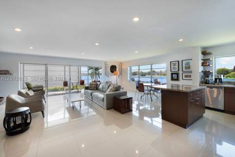873 NE 195 206, Miami FL - photo 10 of 23