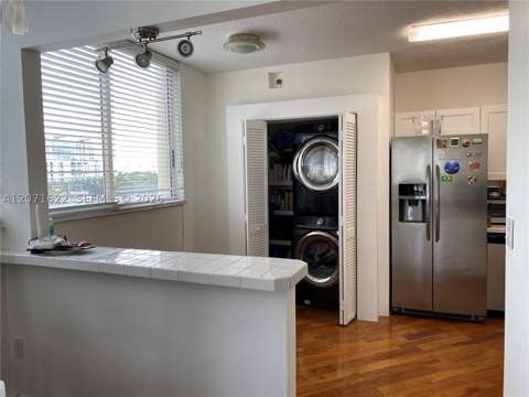 6422 Collins Ave 501, Miami Beach FL - photo 12 of 50