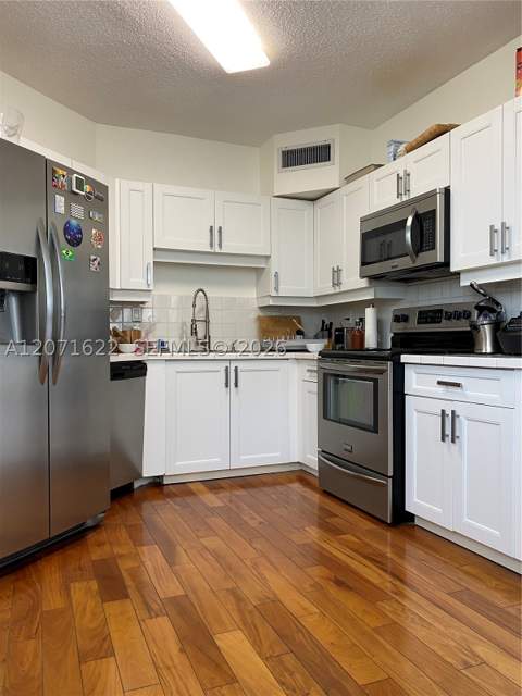 6422 Collins Ave 501, Miami Beach FL - photo 15 of 50