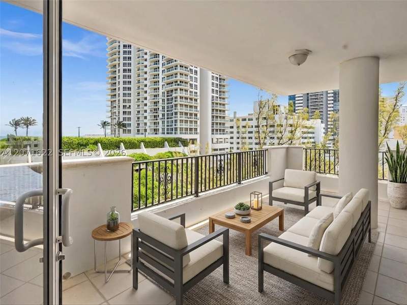 2 bedroom Condominium at 6422 Collins Ave 501, Florida Towers Condo, Miami Beach — photo 2