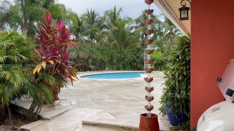 19345 SW 240th St, Homestead FL - photo 19 of 177