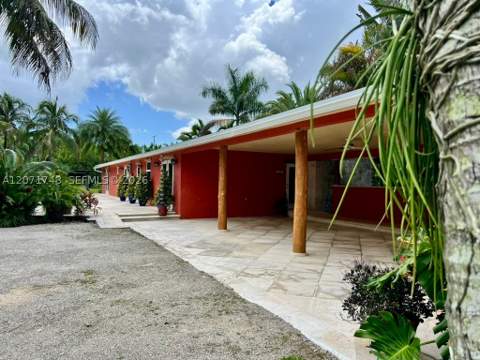19345 SW 240th St, Homestead FL - photo 24 of 177