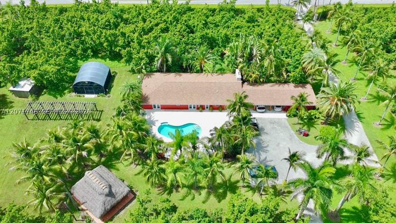 4 bedroom SingleFamilyResidence at 19345 SW 240th St, Redland, Homestead — photo 4