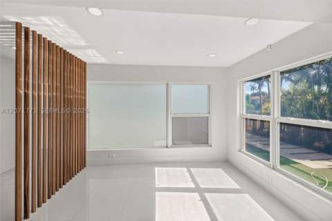 2180 SW 20th St, Miami FL - photo 6 of 24