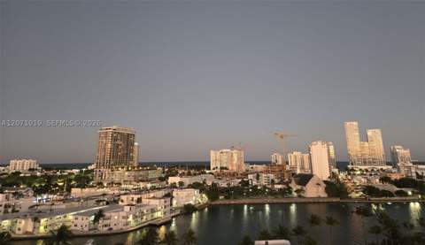 6900 Bay Dr 11G, Miami Beach FL - photo 24 of 40
