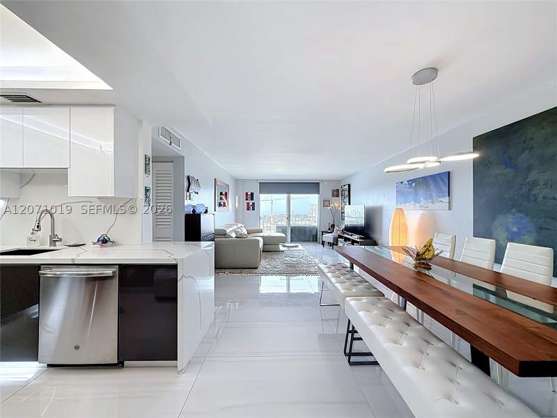 2 bedroom Condominium at 6900 Bay Dr 11G, Stanton House Condo, Miami Beach — photo 4