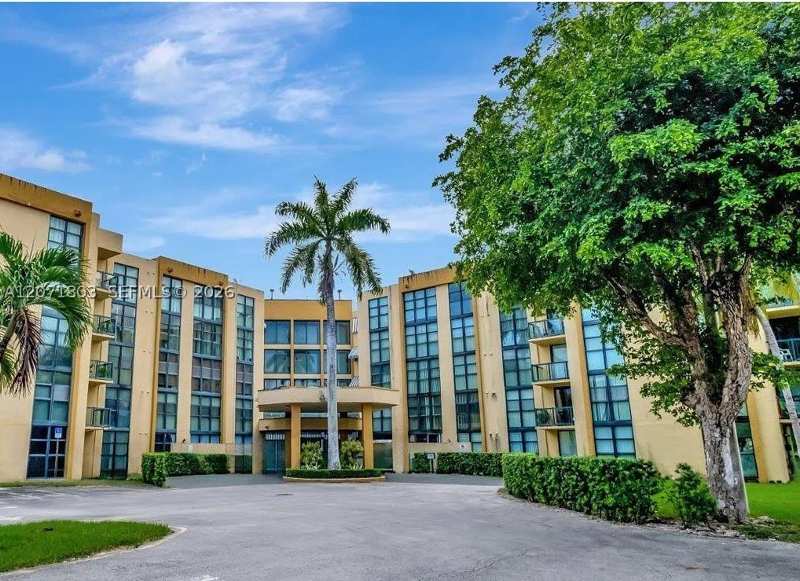 2 bedroom Condominium at 11790 SW 18th St 520-3, International Park Condo, Miami — photo 1