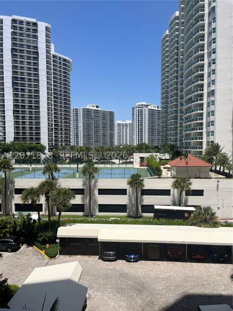 20191 E Country Club Dr 503, Aventura FL - photo 10 of 28