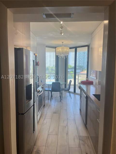 20191 E Country Club Dr 503, Aventura FL - photo 13 of 28