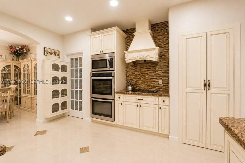 6 bedroom SingleFamilyResidence at 20551 NW 7th Ct, Sport Acres, Miami Gardens — photo 5