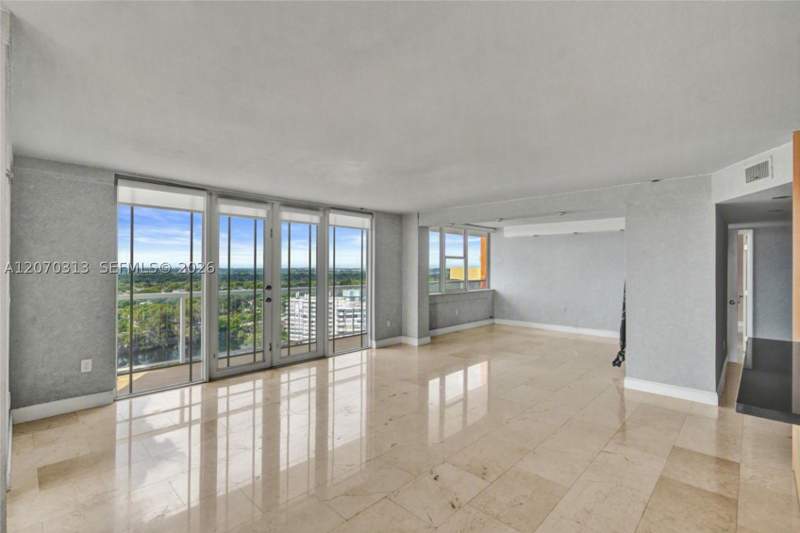 2 bedroom Condominium at 1351 NE Miami Gardens Dr PH15E, BUCKLEY TOWERS CONDO - EA, Miami — photo 3