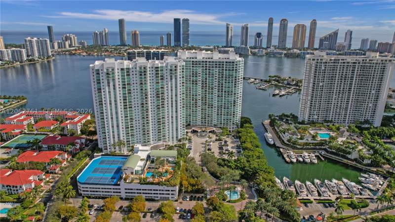 3 bedroom Condominium at 3201 NE 183rd St 2403, The Peninsula Condo, Aventura — photo 3