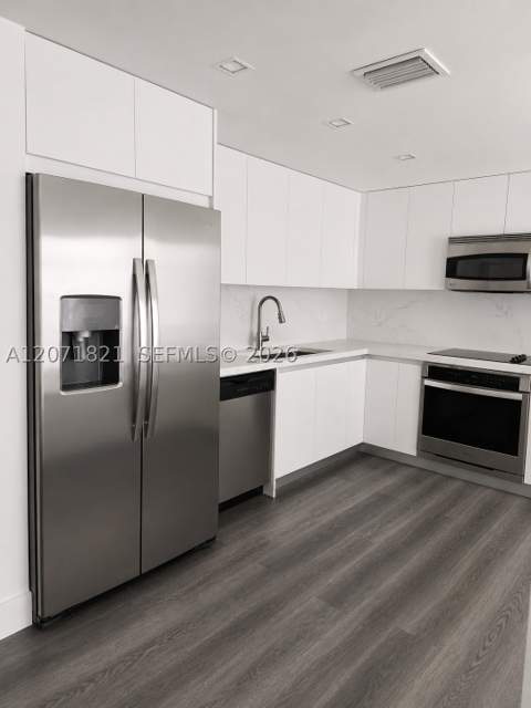 3600 NE 167th St 19, North Miami Beach FL - photo 17 of 27