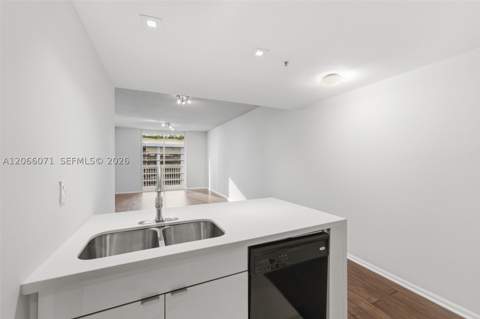 185 SE 14th Ter 1010, Miami FL - photo 13 of 39