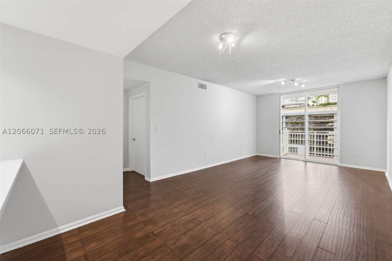 2 bedroom Condominium at 185 SE 14th Ter 1010, Fortune House Condo, Miami — photo 4