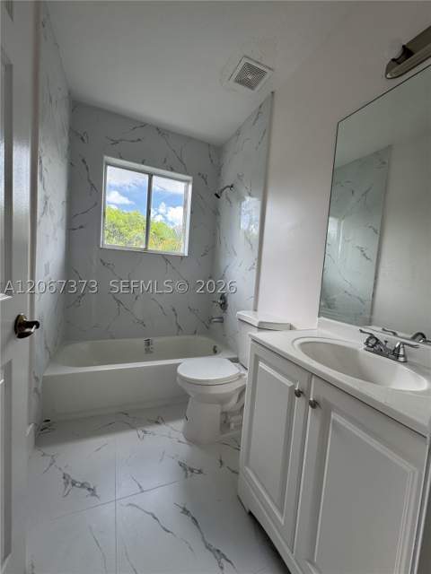 5606 NW 112th Psge, Doral FL - photo 12 of 22