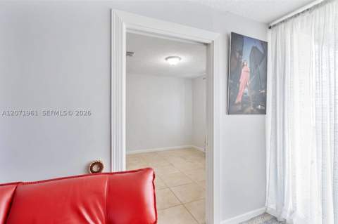 250 174th St 2211, Sunny Isles Beach FL - photo 6 of 12