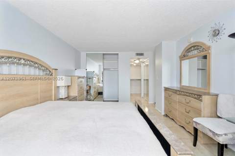 250 174th St 2211, Sunny Isles Beach FL - photo 8 of 12