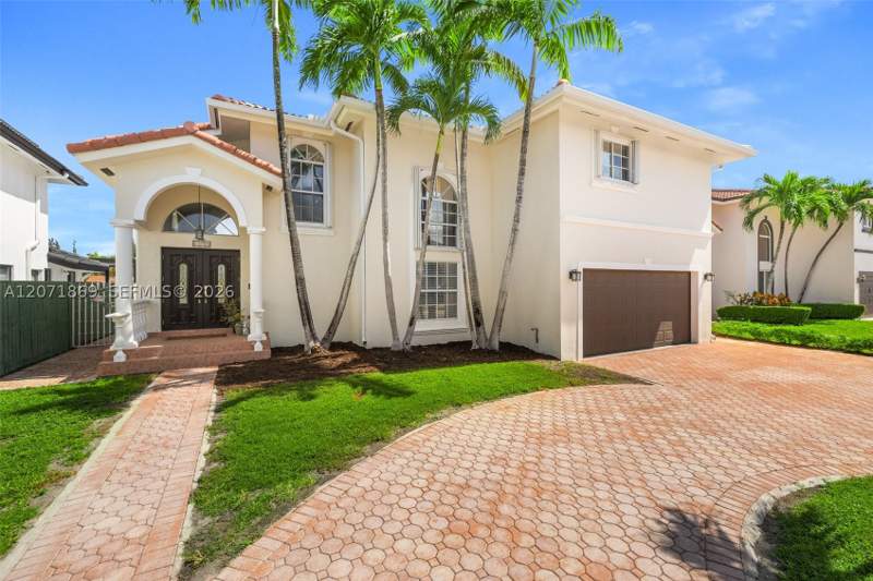 4 bedroom SingleFamilyResidence at 15753 SW 43rd St, PARK LAKES BY THE MEADOWS, Miami — photo 1
