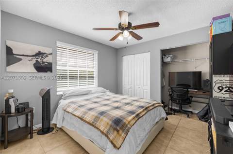 15753 SW 43rd St, Miami FL - photo 12 of 35