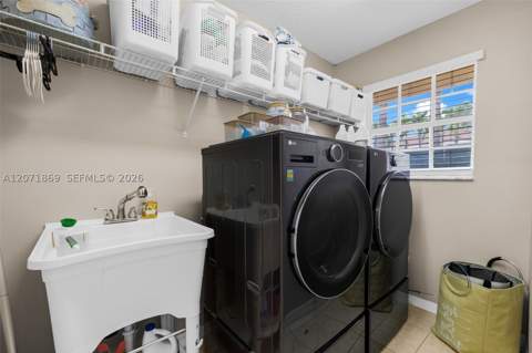 15753 SW 43rd St, Miami FL - photo 13 of 35