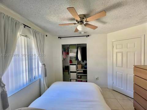 1133 NE 210th Ter, Miami FL - photo 15 of 34