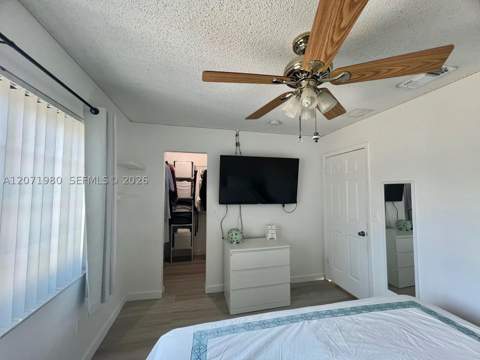 1133 NE 210th Ter, Miami FL - photo 20 of 34