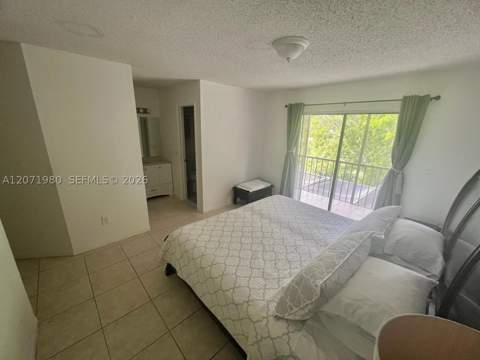 1133 NE 210th Ter, Miami FL - photo 22 of 34