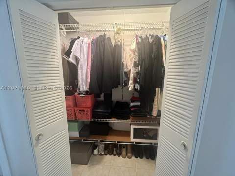 1133 NE 210th Ter, Miami FL - photo 24 of 34