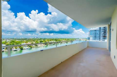 5600 Collins Ave 11S, Miami Beach FL - photo 18 of 54