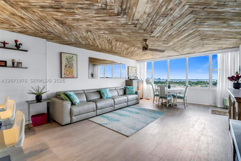 2 bedroom Condominium at 5600 Collins Ave 11S, 5600 Condo, Miami Beach — photo 4