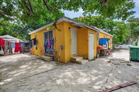 1925 NW 85th St, Miami FL - photo 21 of 33